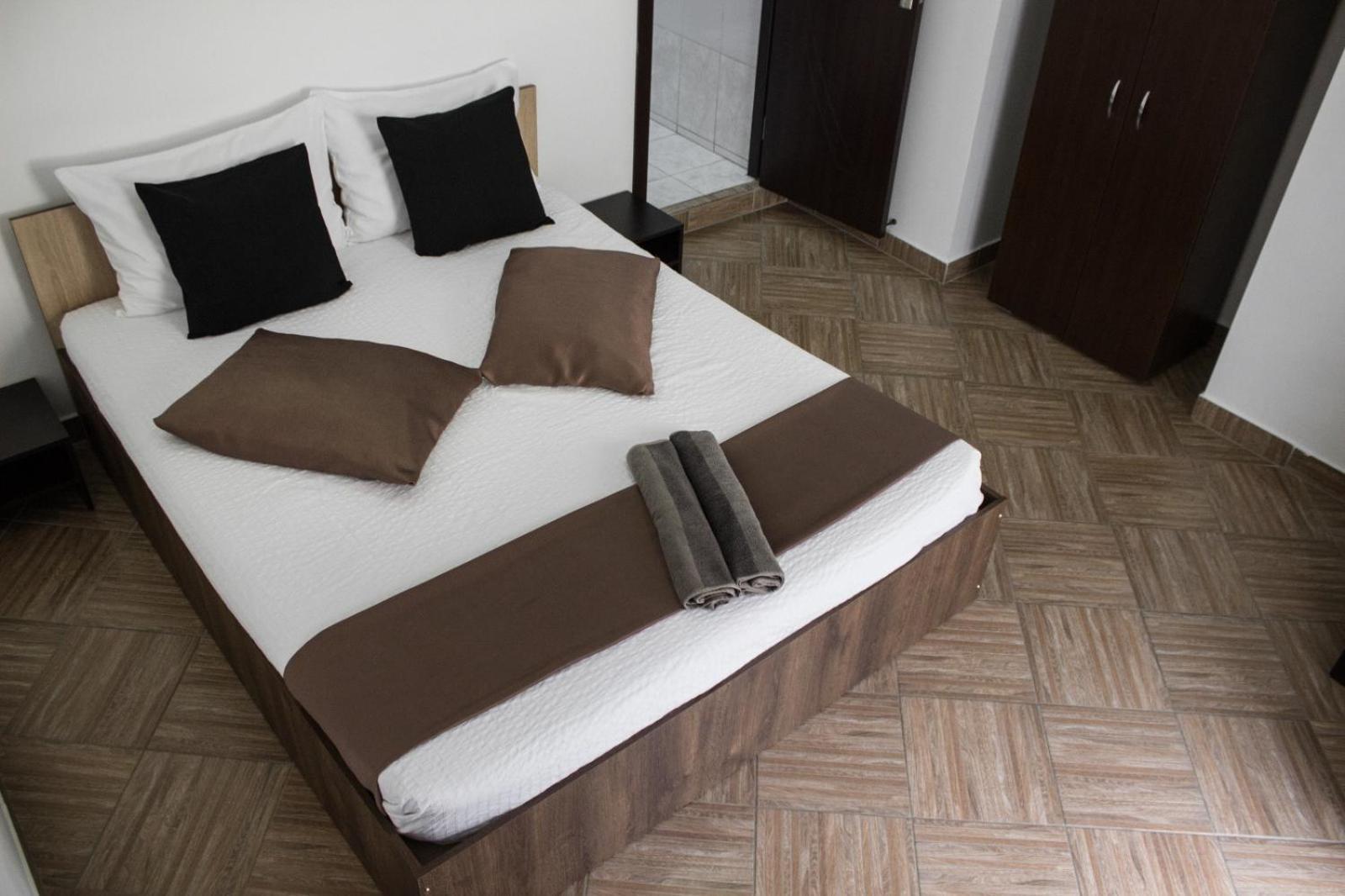 Daddy House Hotel Turda Ngoại thất bức ảnh