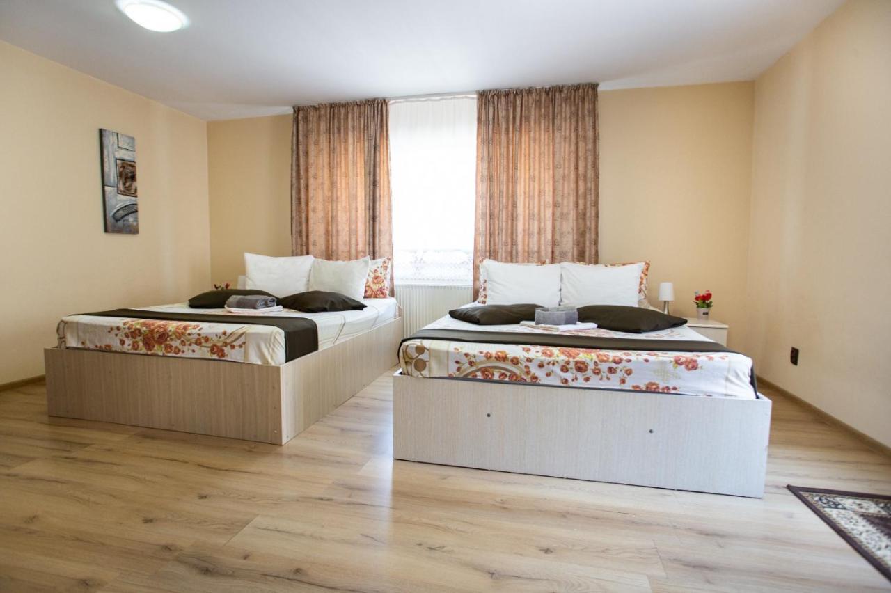 Daddy House Hotel Turda Ngoại thất bức ảnh